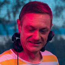 RALF GUM